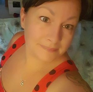 Meet your Posher, Holly